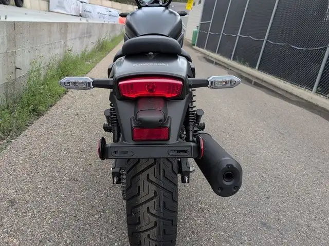 2025 Kawasaki Eliminator 500 SE in Street, Cruisers & Choppers in Calgary - Image 18