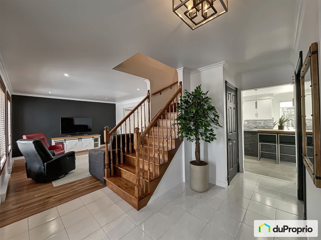 $860,000 - 2 Storey for sale in Varennes — photo 3