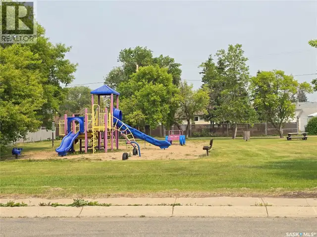 226 13th STREET Humboldt, Saskatchewan in Houses for Sale in Saskatoon - Image 27