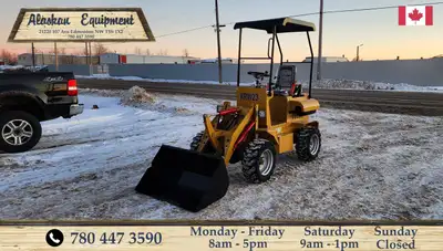 Open Operator Station, 39in Bucket, 23x8.5-12 Tires, 739cc Engine, 2 Speed Manual Transmission, 0 Hr...