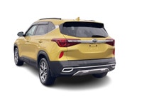 Welcome to Country Hills Volkswagen 2021 Kia Seltos EX We want your vehicle! Whether you're selling... (image 7)