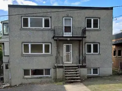 8 Rue Bériault, #1 Gatineau (Hull), Quebec