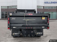 This FORD MEDIUM TRUCK F-650 has a trusty Regular Unleaded V-8 7.3 L engine powering it's polished t... (image 3)