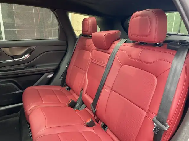 2025 Lincoln Corsair Reserve | Executive Driven in Cars & Trucks in Edmonton - Image 14