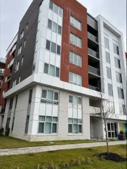 MAGNIFIQUE CONDO  3 chambres  INTERNET EAU CHAUDE ET ELECTROS