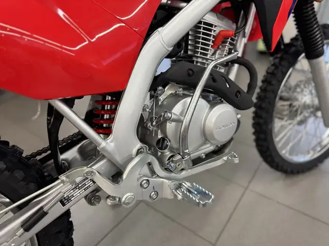 2026 Honda CRF125FB in Dirt Bikes & Motocross in Kitchener / Waterloo - Image 14