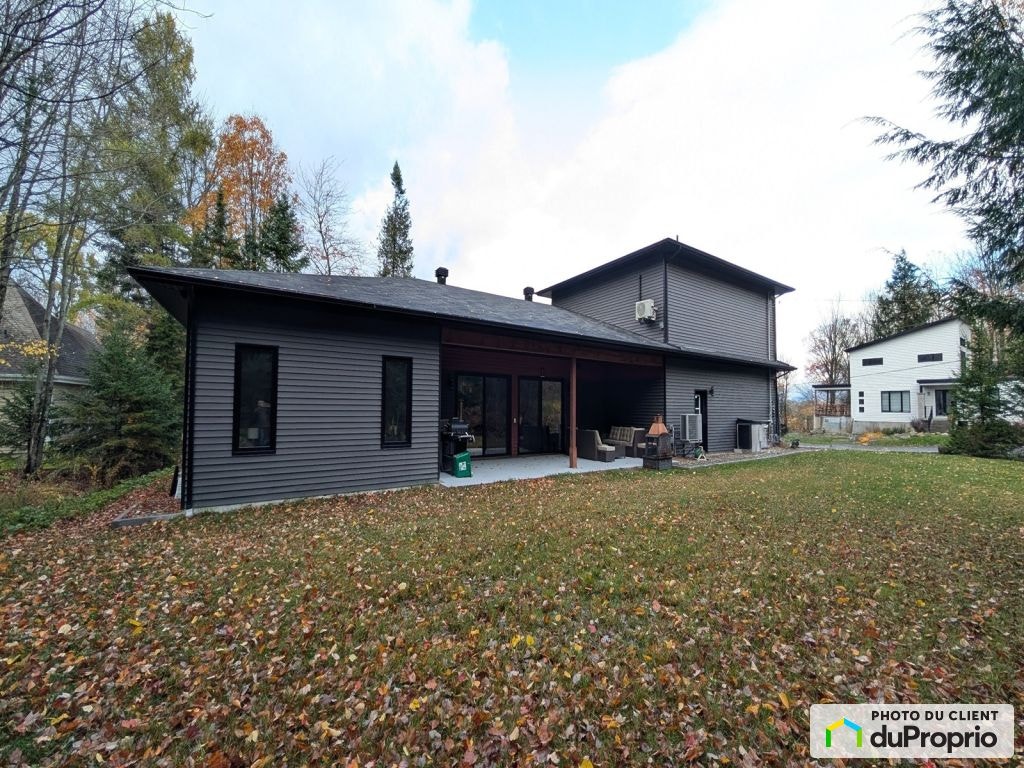 $899,000 - 1 1/2 Storey for sale in Lac-Brome (Knowlton) — photo 3