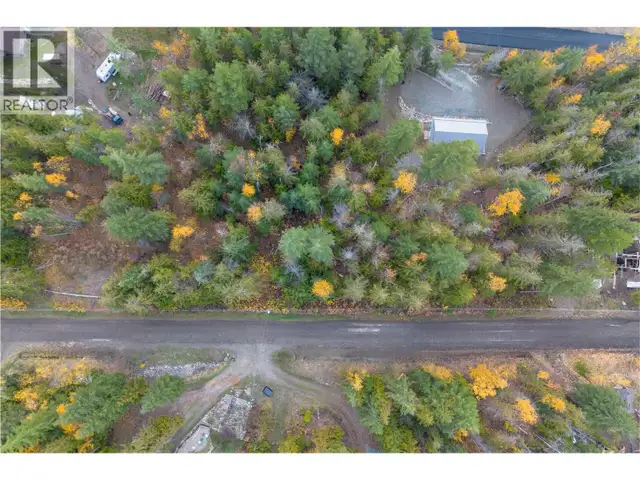 Lot 119 Crowfoot Drive Lot# 119 Anglemont, British Columbia in Land for Sale in Kamloops - Image 5