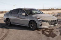 BLACK PREMIUM CLOTH SEATING SURFACES,CYBER GREY,Heated Front Seat(s),Traction Control,Tires - Rear P... (image 4)