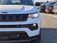 This Jeep Compass has a strong Intercooled Turbo Regular Unleaded I-4 2.0 L/122 engine powering this... (image 9)