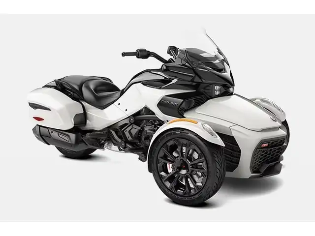 2024 Can-Am SPYDER F3-T in Street, Cruisers & Choppers in St-Georges-de-Beauce - Image 2