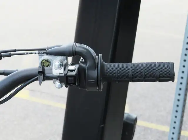 2024 Yamaha YZ450F in Dirt Bikes & Motocross in Cambridge - Image 15