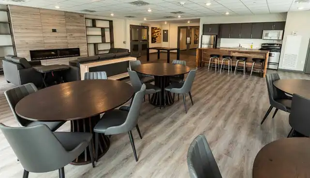 RentRevo - 1 Bedroom Apartment for Rent in Long Term Rentals in London - Image 5