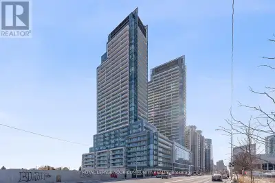 Welcome to M2M Condo! one of the best 2-bedroom layouts in the entire building! This Place Has The P...
