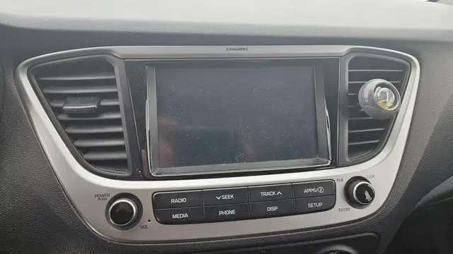 2019 Hyundai Accent for parts in Auto Body Parts in Calgary - Image 10