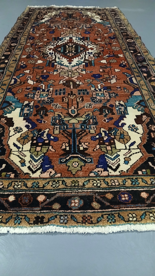 Hamadan 36''x 86'' Nice Quality Hand Crafted Persian Rug. in Rugs, Carpets & Runners in Markham / York Region - Image 6