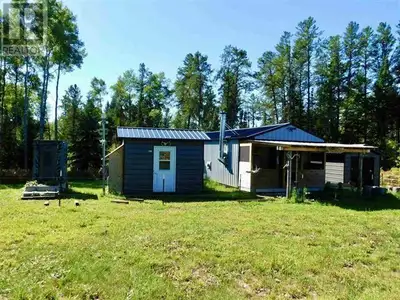 New Listing. Large Seasonal acreage in the Heart of Ontario's Sunset Country near Dryden Ontario. Ov...