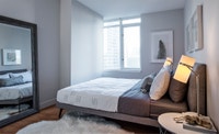 Fully renovated and stylish 2 bedroom suites on Nelson and Burrard, adjacent to the Central Business... (image 7)