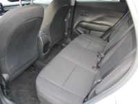 AUTOMATIC. FINISHED IN WHITE WITH BLACK INTERIOR. ALLOY WHEELS, A/C, PUSH BUTTON START, APPLE/ANDROI... (image 5)