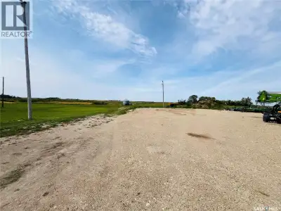 4.07 acres located just one mile south of Moosomin on the #8 Highway. Country living with easy acces...