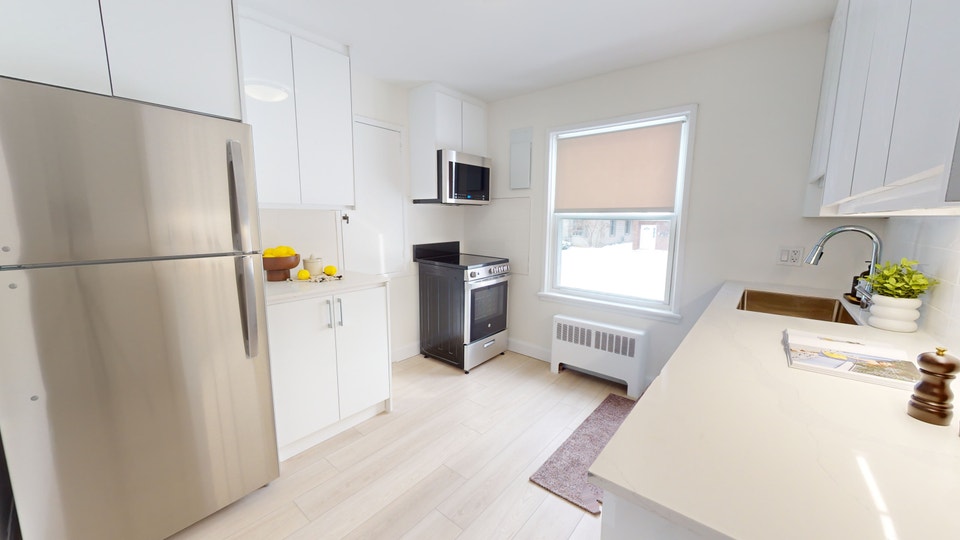 Apartment for Rent at 939 Western, London - Student Rental! 5