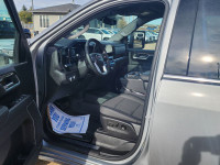 6.6L V8 | X31 OFF-ROAD PACKAGE | HEATED 40/20/40 FRONT SPLIT BENCH SEAT | HEATED STEERING WHEEL | RE... (image 9)