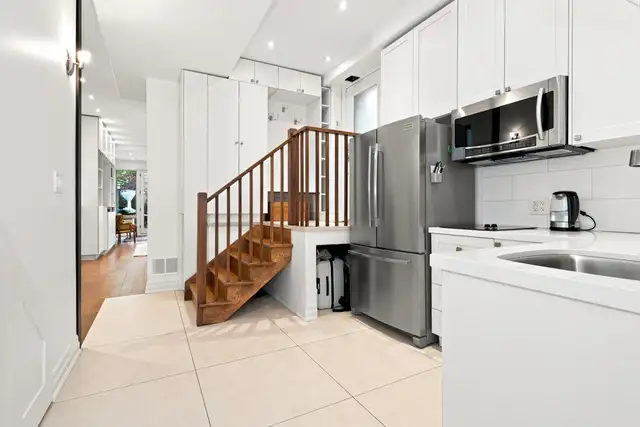 Light-Filled Furnished 1BR + Office with Private Garden | Yonge– in Long Term Rentals in City of Toronto - Image 15
