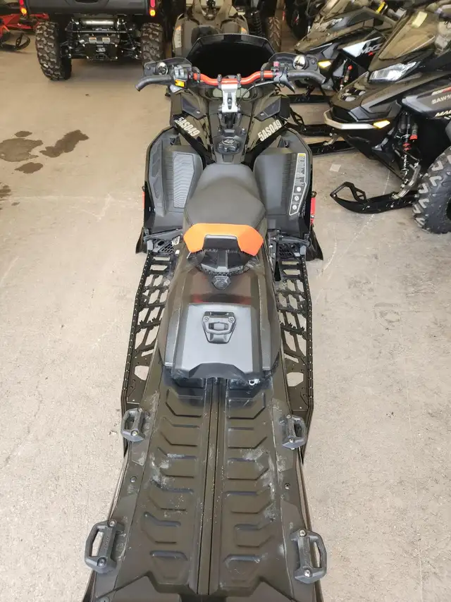 2020 Ski-Doo Renegade X 850 9548 KM in Snowmobiles in Sarnia - Image 3