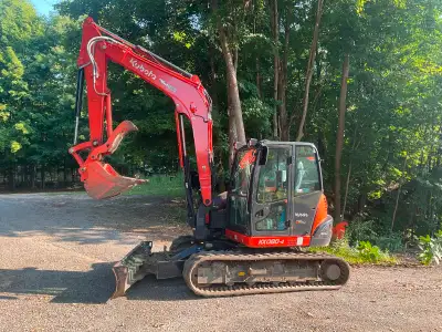 Very low hrs. Thumb, blade, swivel boom, landscaping bucket, no known issues other than on mirror ne...