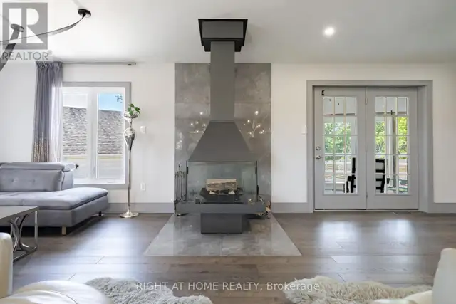 560 CONCESSION ROAD 15 W Tiny, Ontario in Houses for Sale in Barrie - Image 18