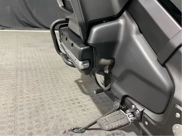 2013 Honda Gold Wing F6B LOW MILES/ $42 WEEKLY/ZERO DOWN in Sport Touring in North Bay - Image 19