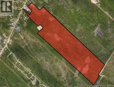80+ hectares of prime real estate in the heart of the village of New Maryland. If you are looking fo...