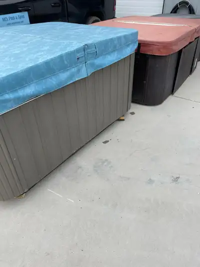 Cal Spa 32″x53″x77″✅ 22 Jets ✅ 1 Jet Pumps ✅ 2 Man Tub ✅ 110 V (Convertible to 220V) ✅ $5449.99 (doe...