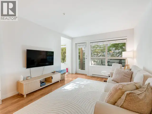 313 1677 LLOYD AVENUE North Vancouver, British Columbia in Houses for Sale in North Shore - Image 10