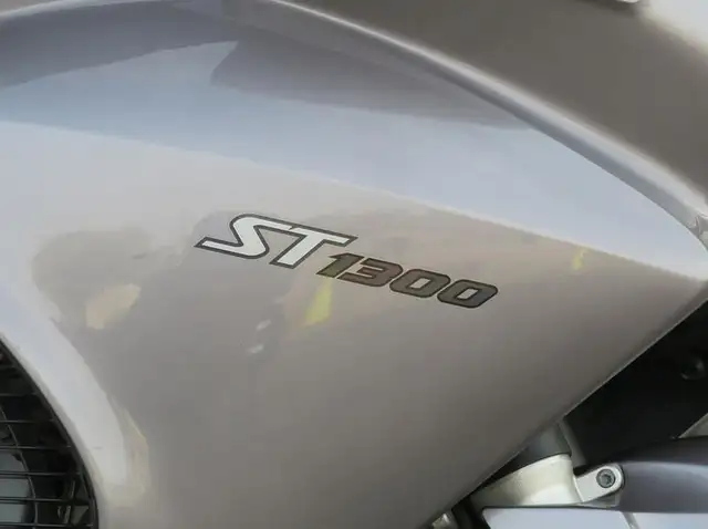 2003 Honda ST1300A ABS in Sport Touring in Cambridge - Image 17