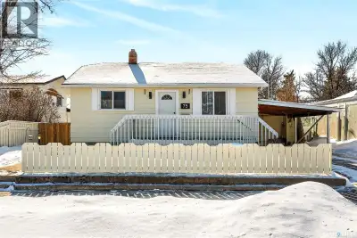 Cute and cozy remodelled 2 bedroom, 1 bathroom home has an additional den and a spacious family room...