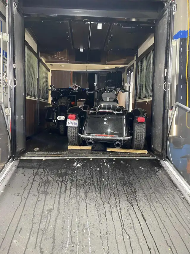 Cargo Cyclone Toy Hauler in Other in Drummondville - Image 4