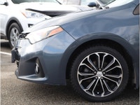 2015 TOYOTA COROLLA S - BC VEHICLE - BACKUP CAMERA - HEATED FRONT SEATS - KEYLESS ENTRY - SUNROOF -... (image 5)