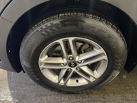 Welcome Ontario customers! All our vehicles are Ontario safety check/e-tested. We offer financing ad... (image 9)