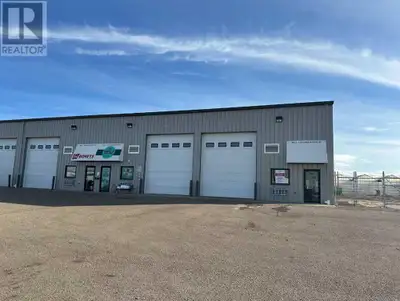 This versatile 2600 sq ft industrial condo unit offers an ideal setup for a wide range of operations...