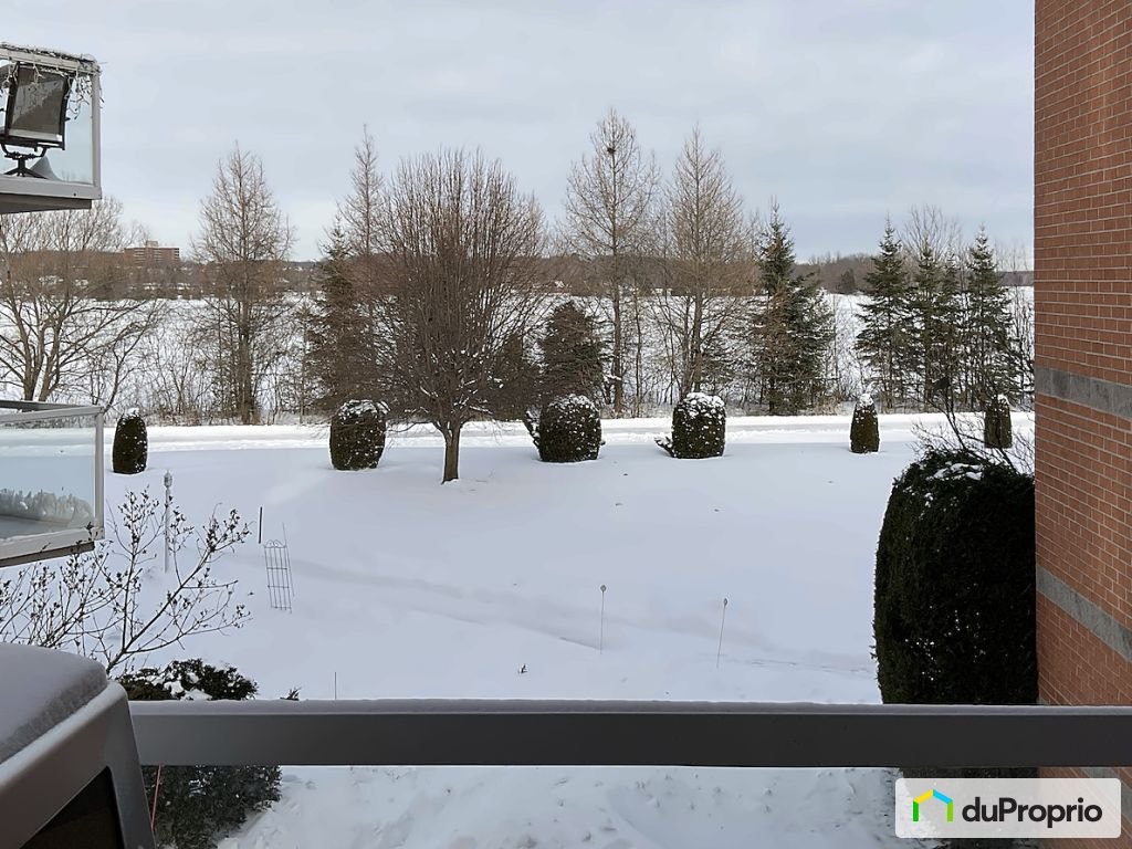 $414,500 - Condominium for sale in Granby — photo 1