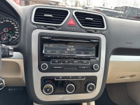 2012 Volkswagen Eos Comfortline Moteur 2.0 litres turbo performant et economique Transmission automa... (image 7)