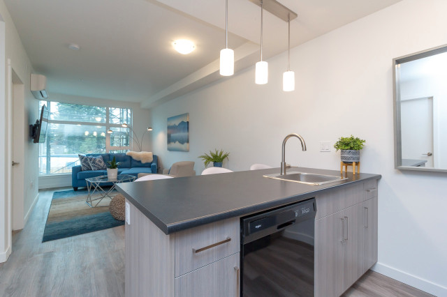 Peatt Commons 2 : 2 Bedroom  - Goldstream Ave. - Langford BC in Long Term Rentals in Victoria - Image 3