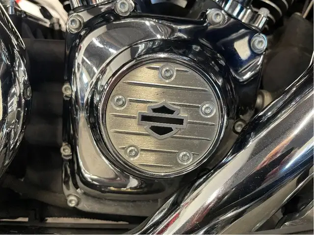 2013 Harley-Davidson Electra Glide Ultra Classic CANADIAN HARLEY in Sport Touring in North Bay - Image 15