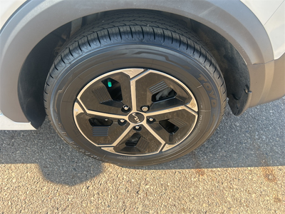 2023 Kia Niro EX Premium - Sunroof - Power Liftgate, View more