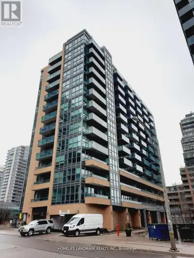 A Modern 1 Bed+1 Bath Layout W/Trendy Tones & Finishes Throughout. Light Hardwood, White Sleek Kitch...