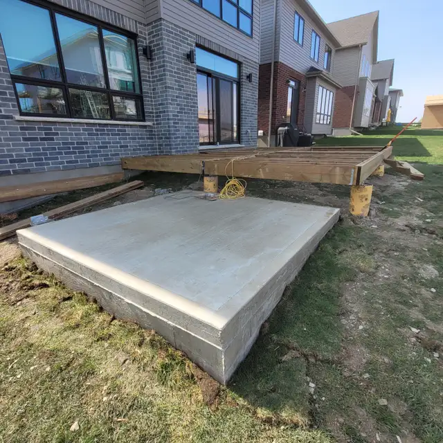 CONCRETE, RENOVATION, AND SUPPLIES  BLD. MATERIALS63008304570371124