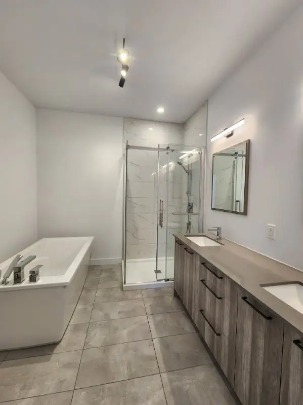 6 1/2 - Style condo à Rock-Forest in Long Term Rentals in Sherbrooke - Image 19