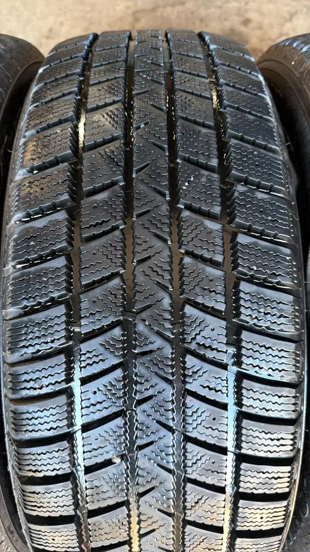 235 55 19 - WINTER - GOODYEAR WINTERCOMMAND - SET OF 4 in Tires & Rims in Kitchener / Waterloo - Image 7
