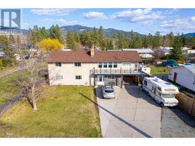 Welcome to this beautiful 6-bedroom, 2-bathroom home located on a generous 0.3 acre lot in scenic Lo...